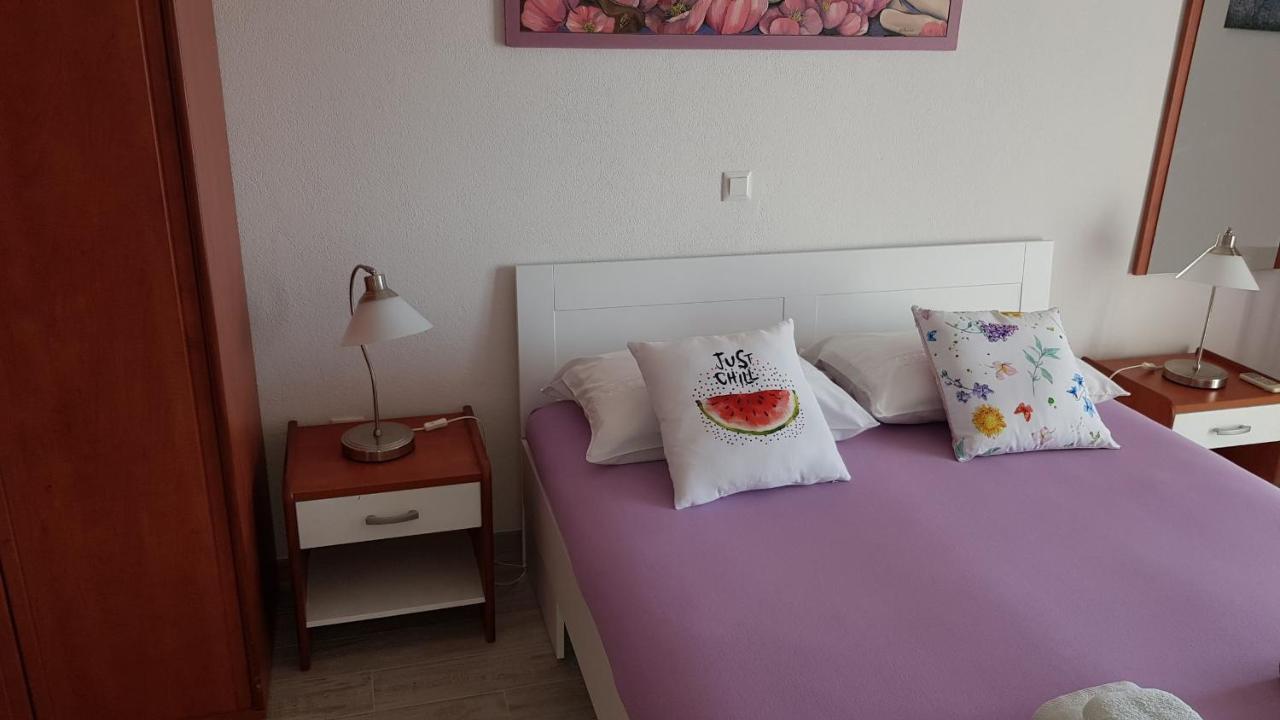 Apartments Bocin Rosso Hvar Town Luaran gambar