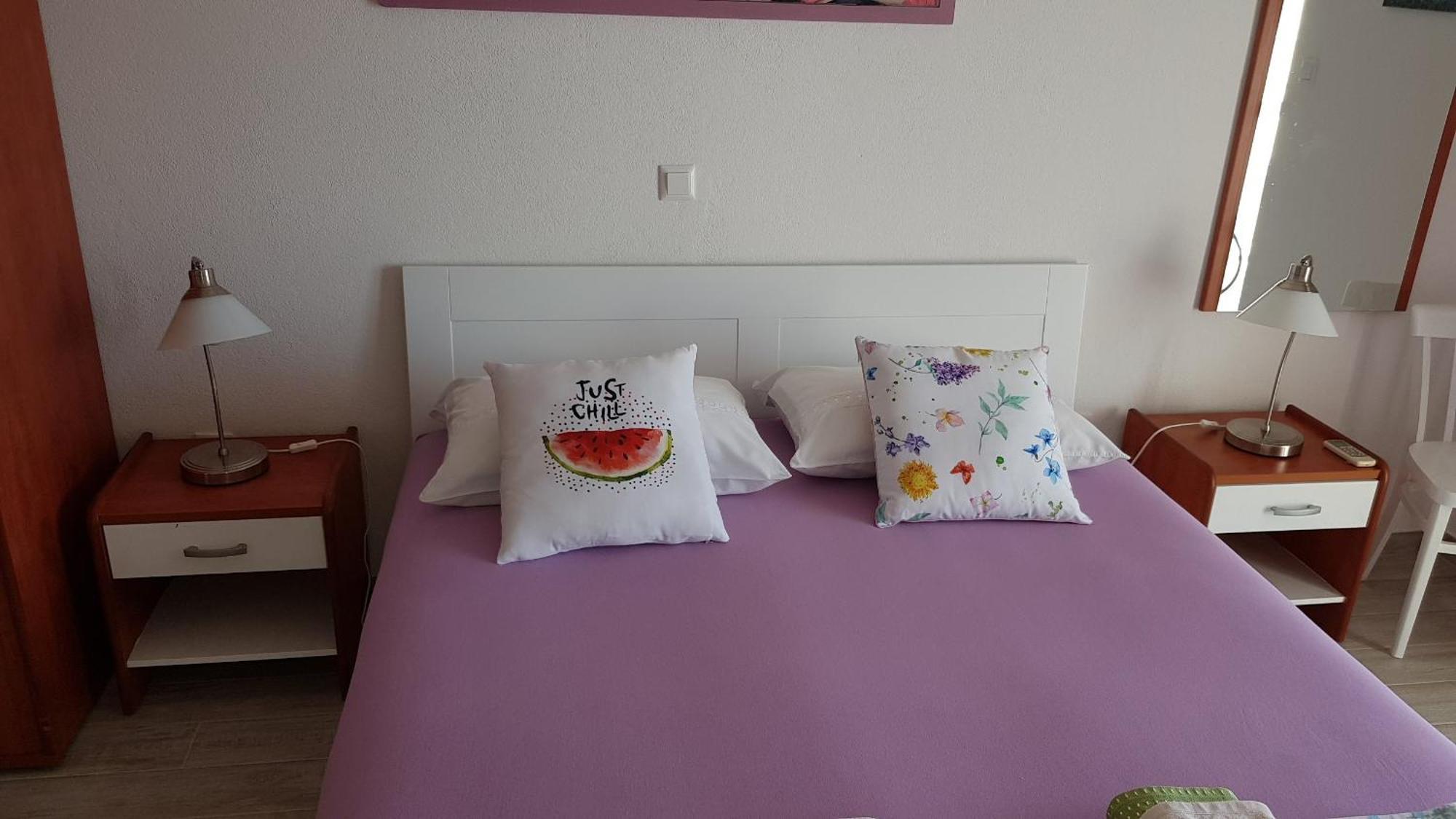 Apartments Bocin Rosso Hvar Town Luaran gambar