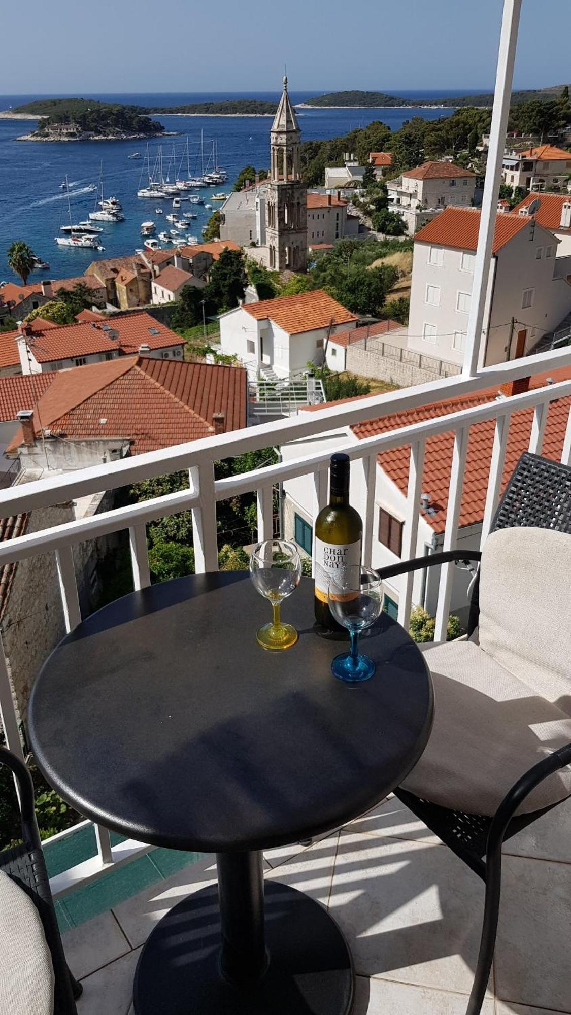 Apartments Bocin Rosso Hvar Town Luaran gambar