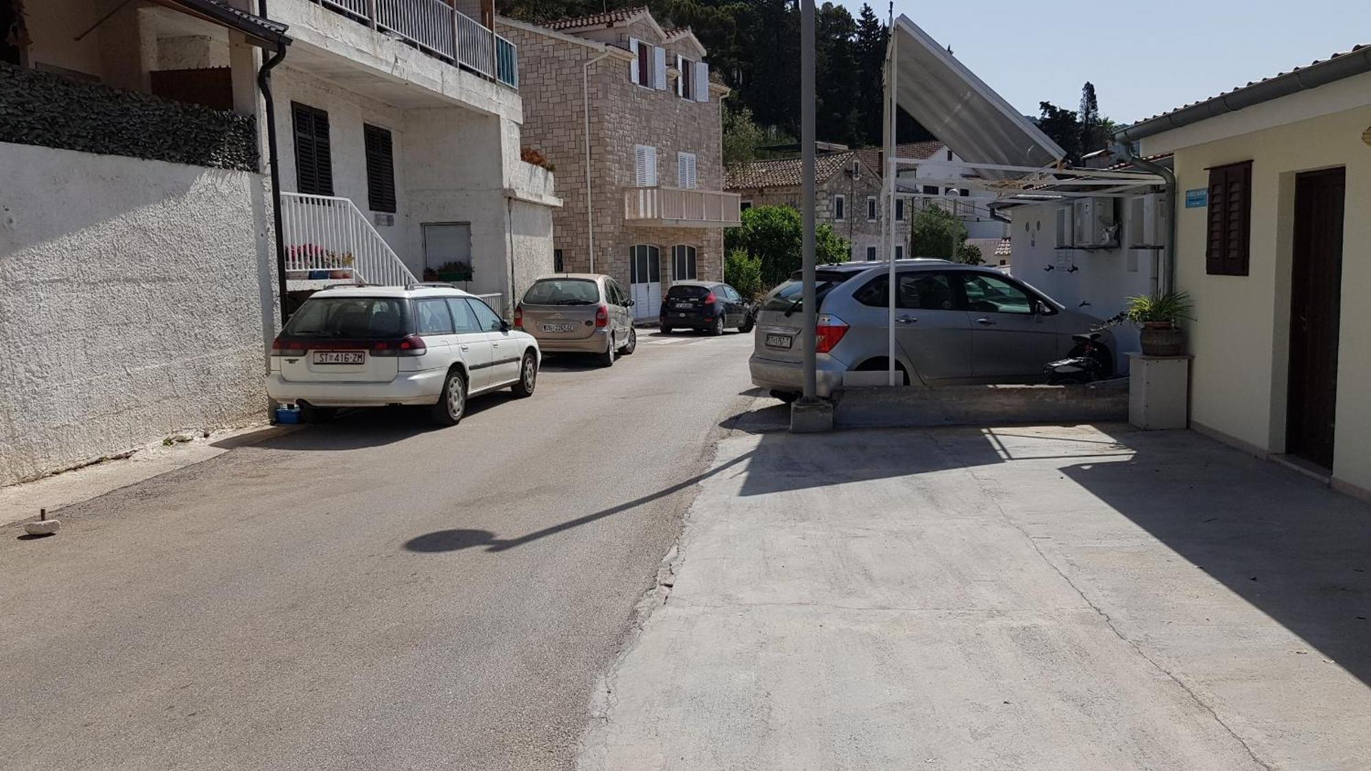 Apartments Bocin Rosso Hvar Town Luaran gambar