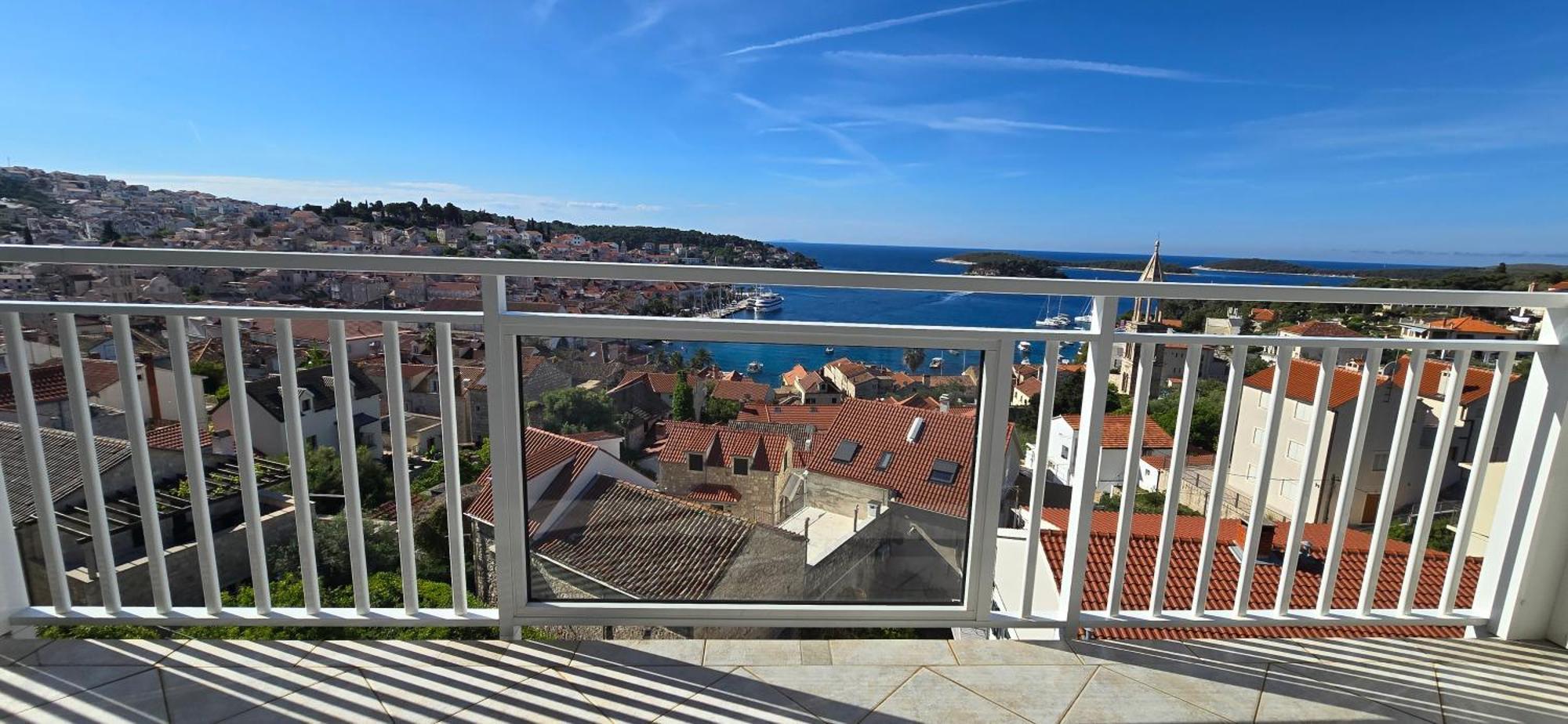 Apartments Bocin Rosso Hvar Town Luaran gambar